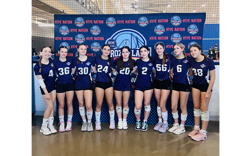 15 Black team photo op at Cedar Point!